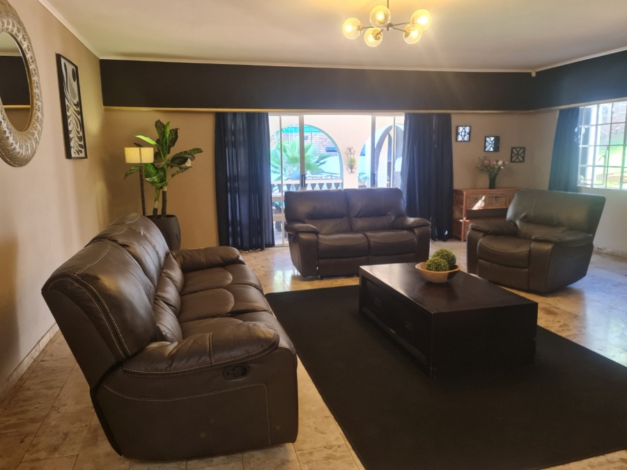 4 Bedroom Property for Sale in Safari Gardens North West